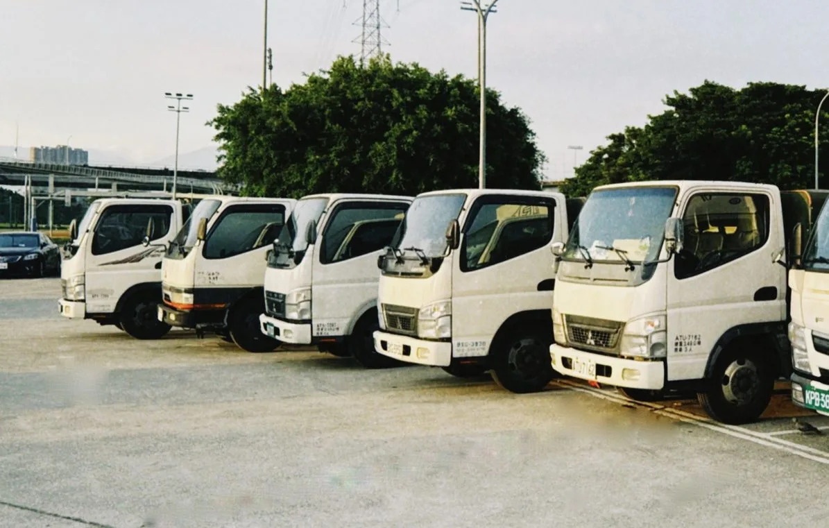 良辰搬家 10 呎貨車車隊